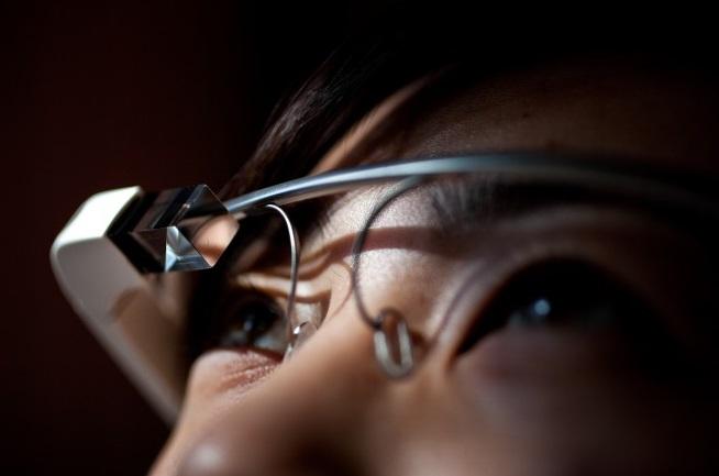 Разработчики Intel займутся электроникой для новой версии Google Glass